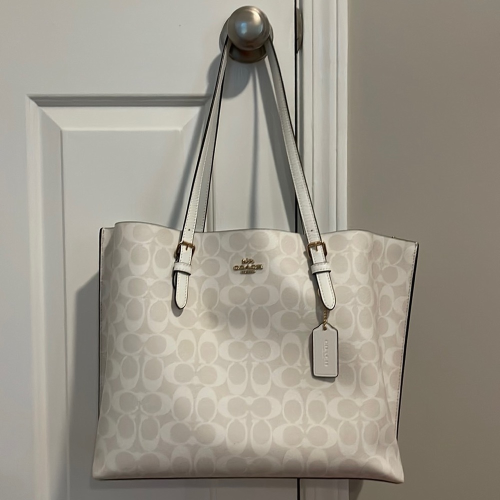 Coach Mollie Tote